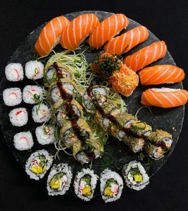 Eat Sushi reabre salão e traz para o delivery opções de sushis