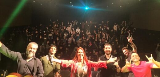 Nila Branco emocionou o público com novo show em São Paulo