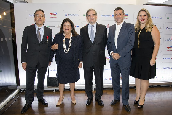 Câmara de Comércio França-Brasil homenageia Luiza Trajano e Gilles Coccoli