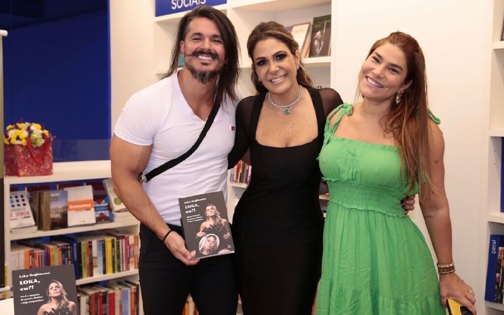 Priscila Fantin e Maria Melilo prestigiam livro da ex bbb Leka em São Paulo