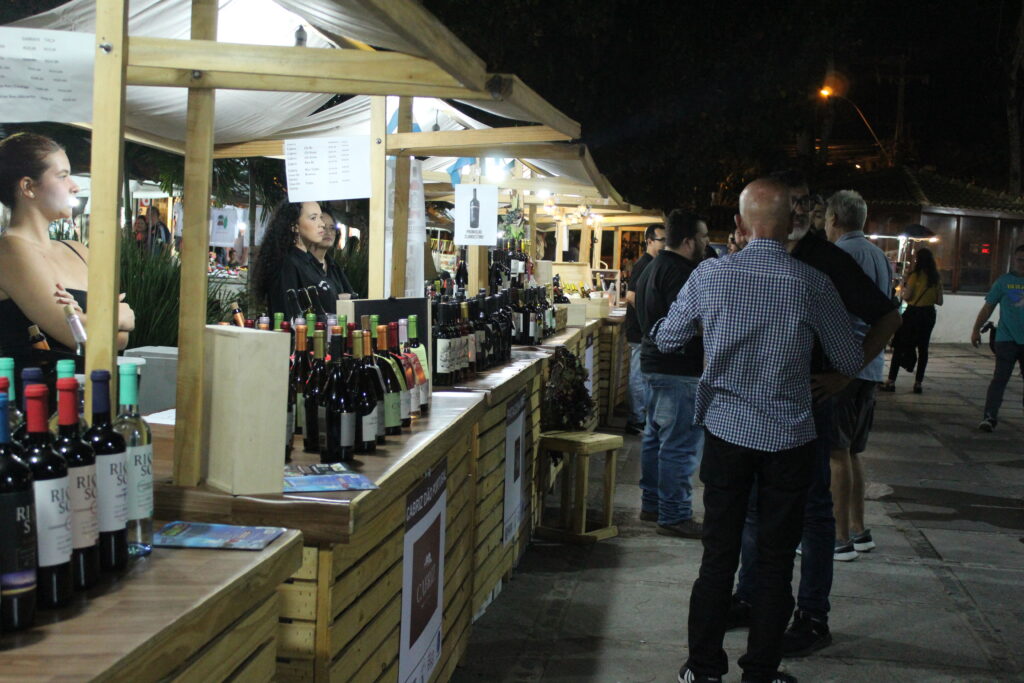 Wine in Búzios 2023 retorna a  Saint-Tropez brasileira em junho