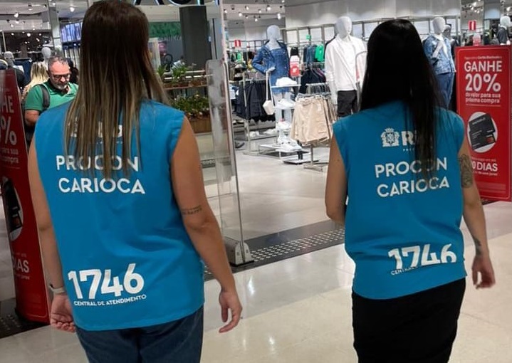 Procon Carioca notifica lojas no Shopping por irregularidades
