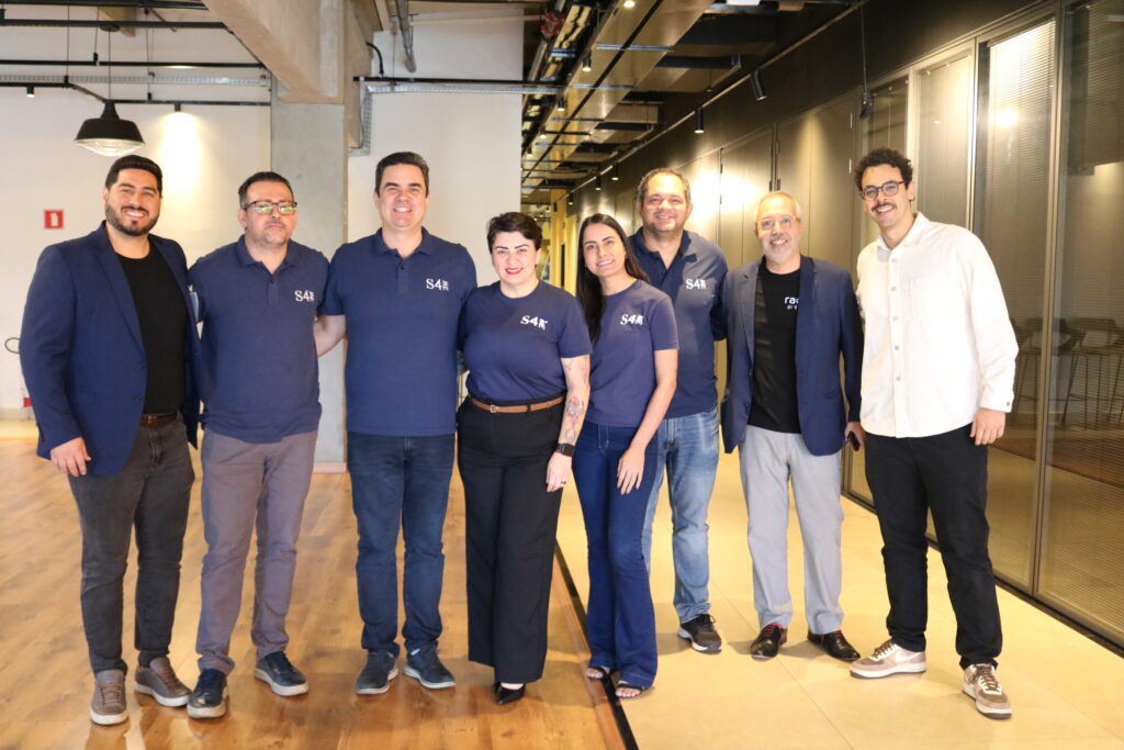 Palestra em Ribeirão Preto discute desenvolvimento de carreira profissional e tecnologia no mercado de trabalho