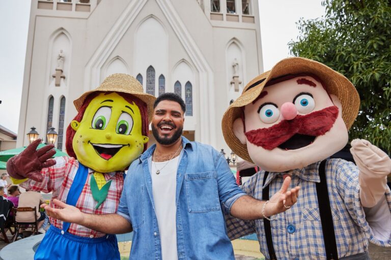 Paulo Vieira mergulha na diversidade da cultura brasileira na quarta temporada de ‘Avisa Lá Que Eu Vou’