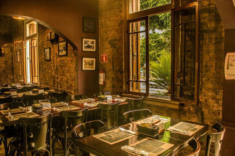Olaria Bar Grill completa 20 anos no Paraiso 