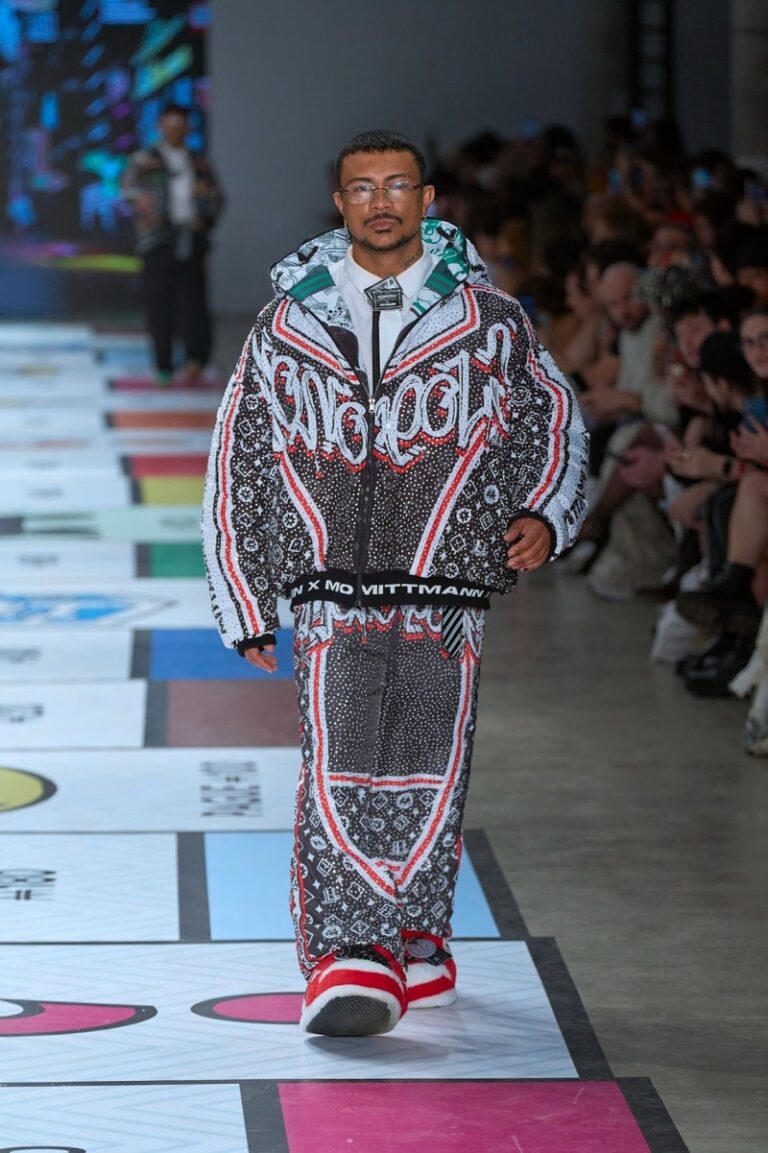 Xamã abre desfile de Dário Mittmann no SPFW N60