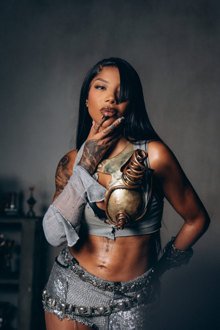 Ludmilla lança “Fragmentos”, álbum que reinventa o R&B