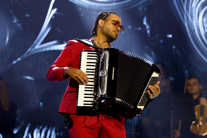 Latin GRAMMY: Artistas se apresentaram cerimônia de Personalidade do Ano 2025