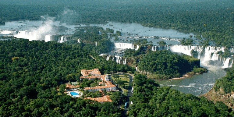 Destinos sustentáveis: intercâmbio em países que lideram a agenda climática rumo à COP 30