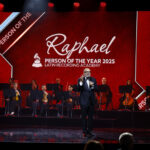 Latin GRAMMY: Artistas se apresentaram cerimônia de Personalidade do Ano 2025