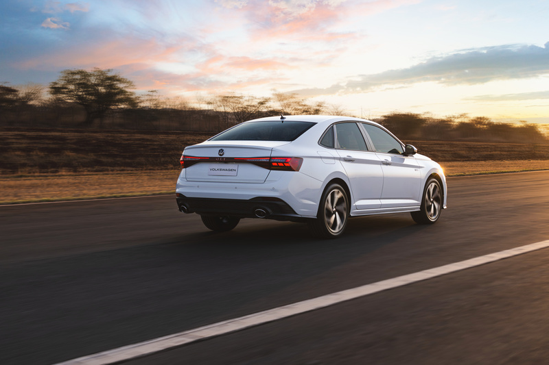 Volkswagen inicia vendas do Novo Jetta GLI em 8 de novembro