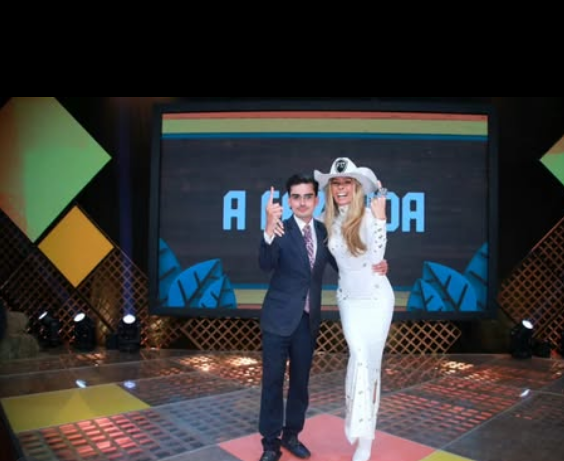 Dudu Camargo é o grande campeão de A Fazenda 17 com votação histórica