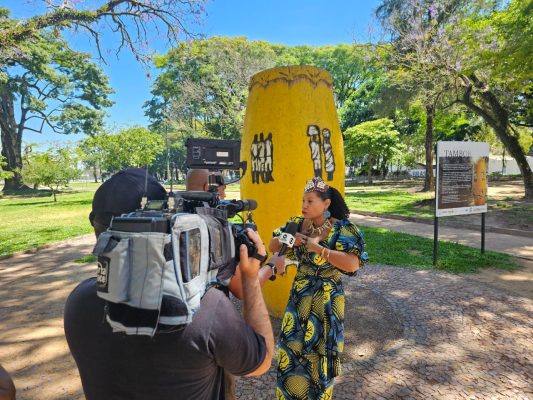 Rainha Diambi conclui visita oficial ao Brasil com agenda diplomática, cultural e institucional em quatro estados e no Distrito Federal