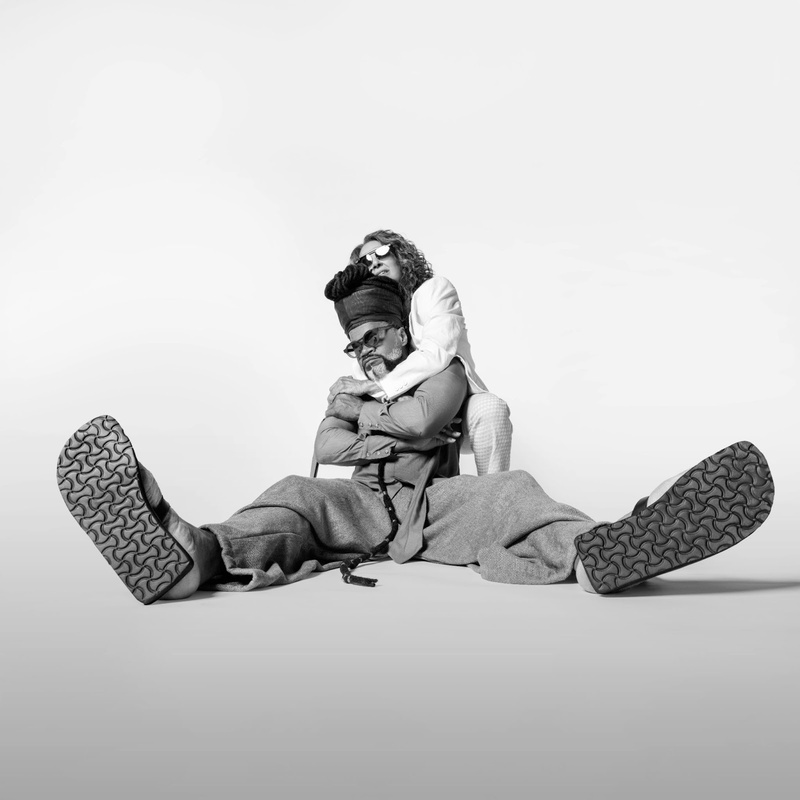 Carlinhos Brown lança hit para o Carnaval 2026, com participação de Simone