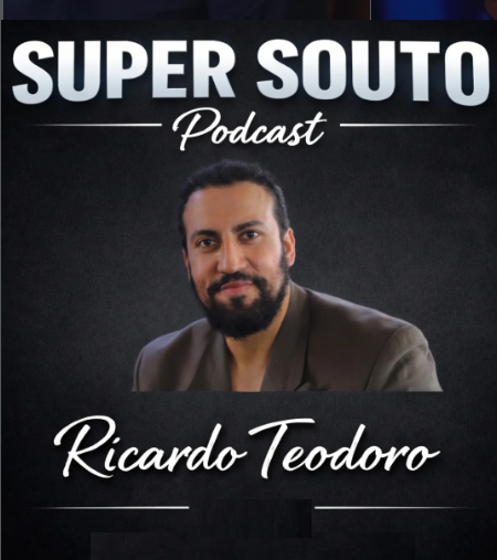 Podcast “Super Souto” promove diálogo potente entre Hélio Souto e o ator Ricardo Teodoro