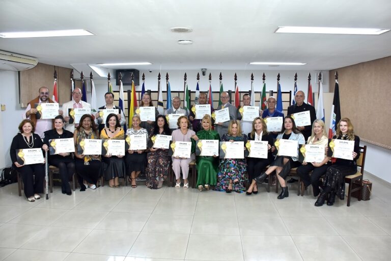 Confraria Mulheres 40+ realizou, no último dia 17 de abril celebração ao mês do Jornalista,