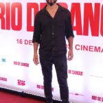 Rui Ricardo Diaz marca presença em pré-estreia de “Rio de Sangue” no Rio