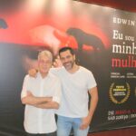 Edwin Luisi recebeu amigos famosos na estreia de sua peça Eu Sou Minha Propria Mulher no Teatro Vannucci no RJ
