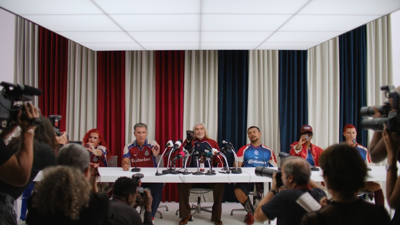 Mizuno e Budweiser convocam o lendário Antônio Careca e lançam coleção 