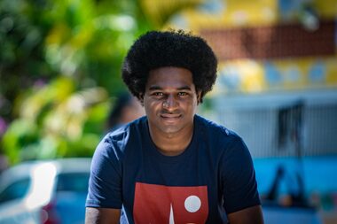 Wesley Barbosa lança “Os barraquinhos da favela” na FLIP 2026