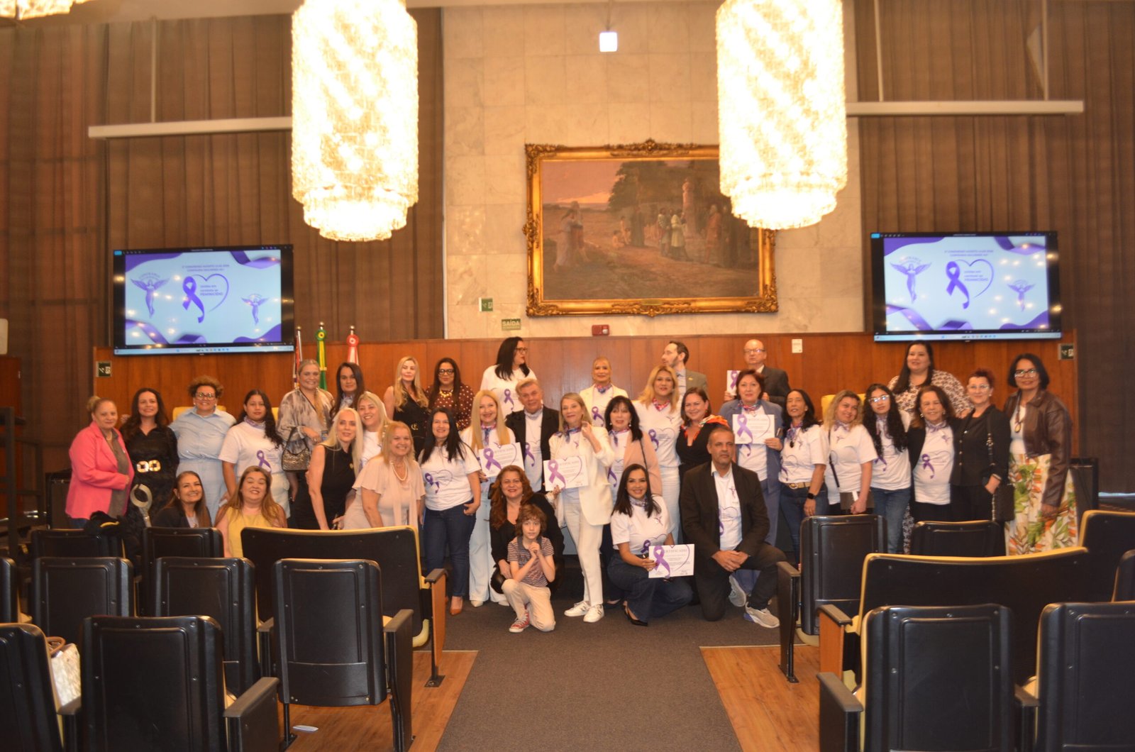2º Congresso Agosto Lilás da Confraria Mulheres 40+ reúne autoridades e reforça compromisso de combater o feminicídio