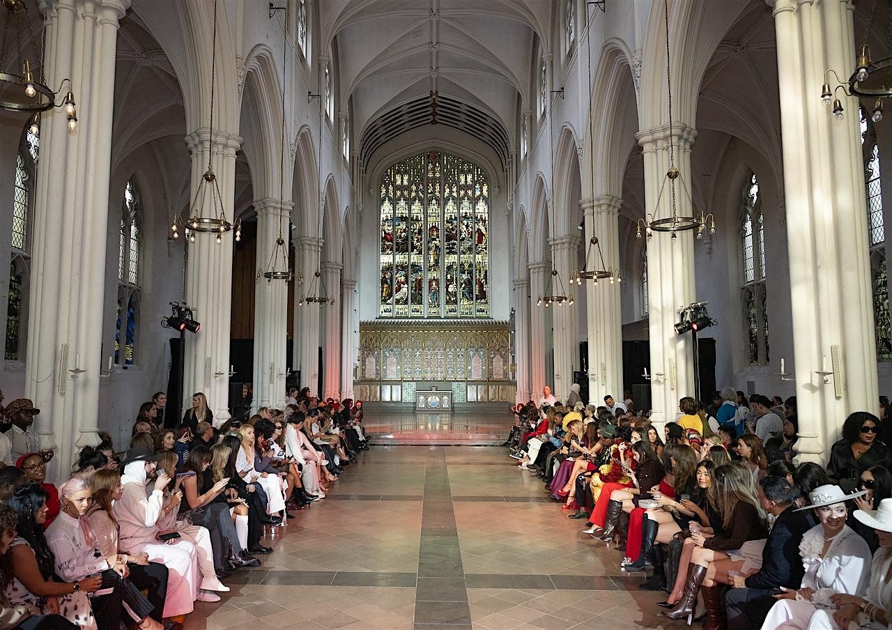 Art Hearts Fashion convida profissionais do setor para a New York Fashion Week e London Fashion Week