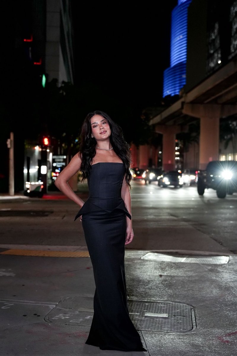 Protagonista Bella Campos do filme Cinco tipos de medo prestigia Festival de Cinema em Miami