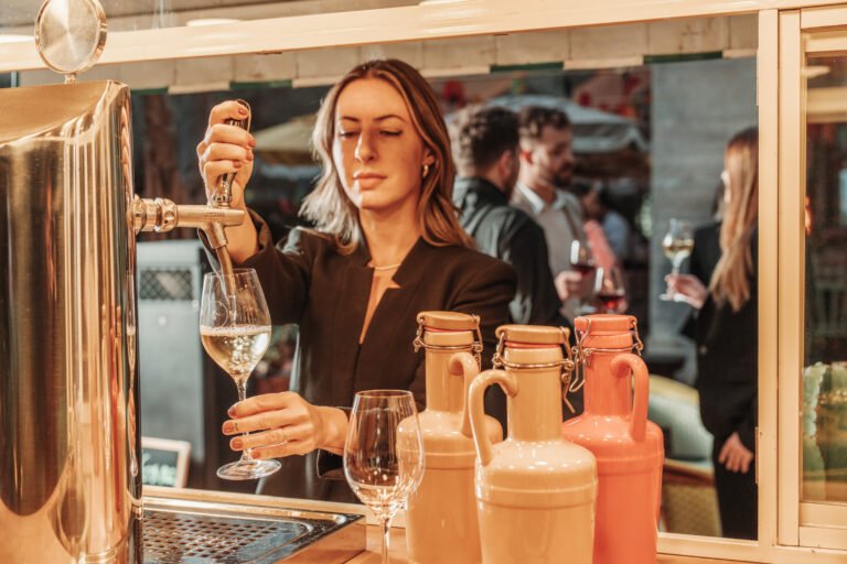 Rosewood São Paulo anuncia a ampliação de sua carta de bebidas com a chegada do Nosso Conde Desalcoolizado
